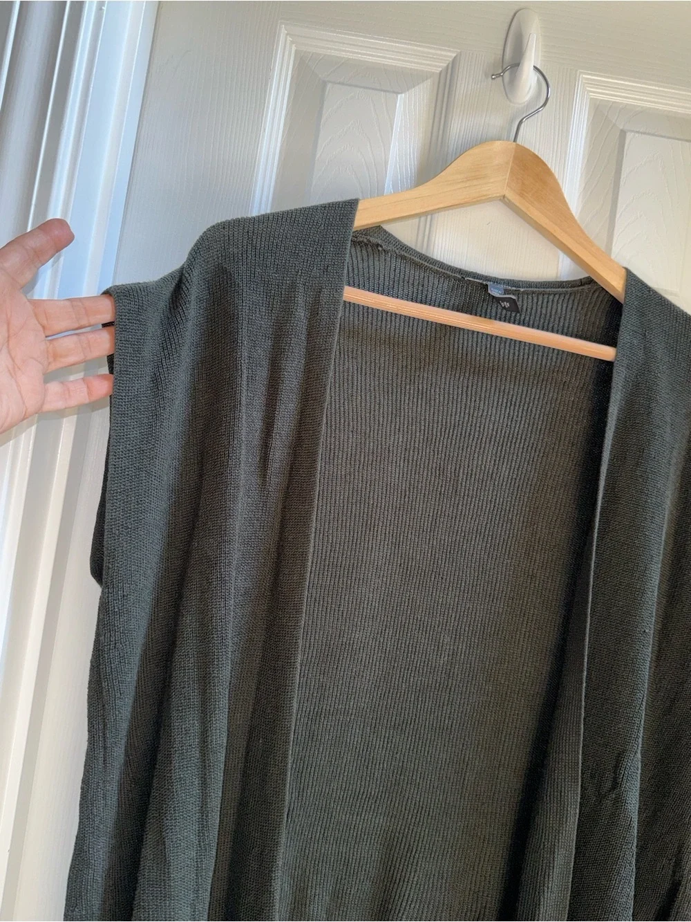 Eileen Fisher Sleeveless Sweater Duster M Black Whimsigoth Casual Chic Ethereal